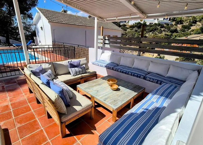 Vila Sitges, Big House With Pool