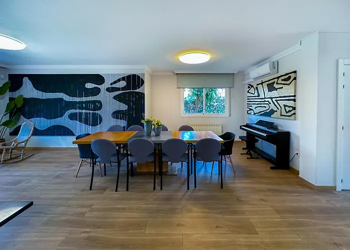 Villa Rocamar By Hello Homes Sitges